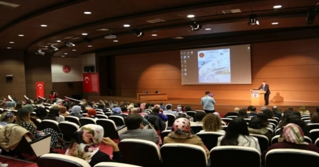 Nevüde ‘Nevşehir Hacı Bektaş Veli Üniversitesi Cerrahi Hemşireliği Sempozyumu Düzenlendi