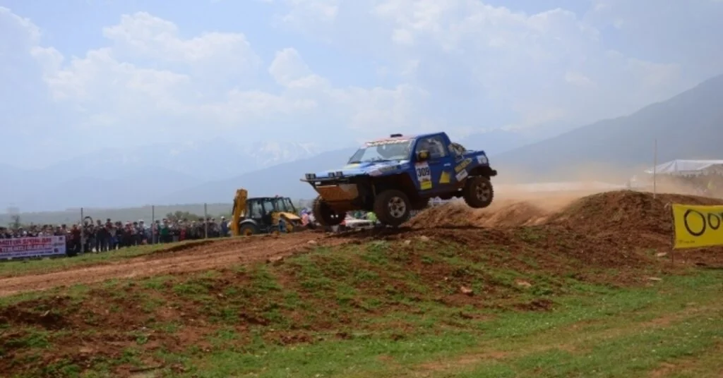 Off-Road Yarışları Nefes Kesti