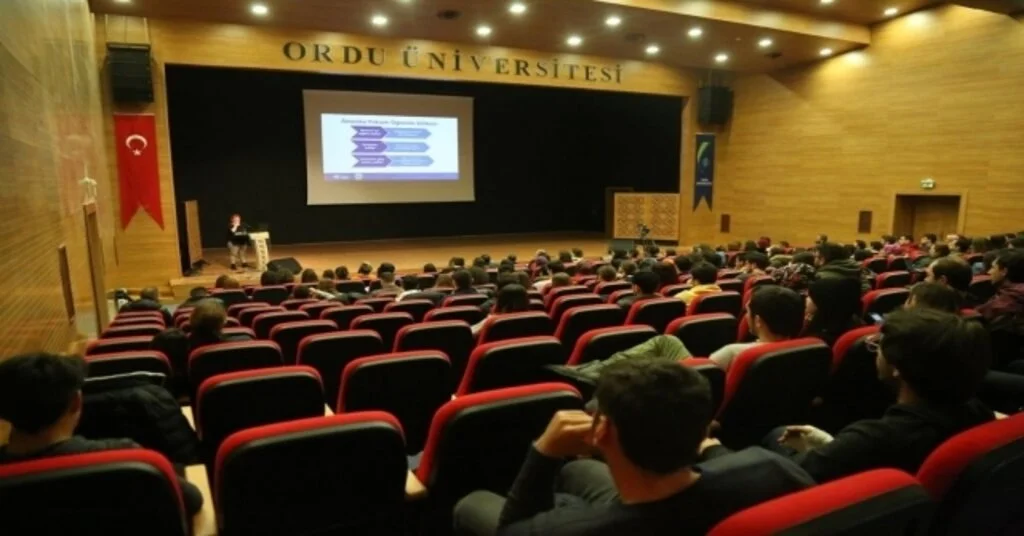 Öğrencilere Abddeki Eğitim İmkanları Anlatıldı