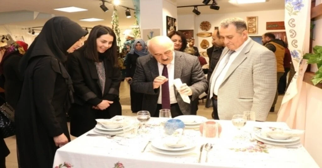 Ormek Ünye Şubesinde Yılsonu Sergisi Açıldı