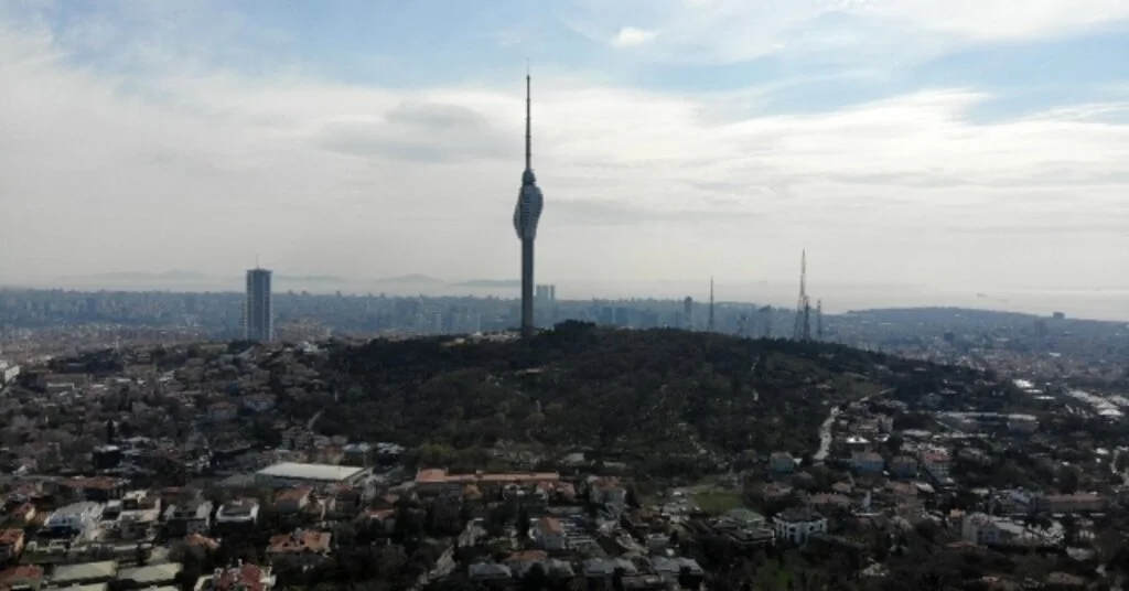 (Özel)) Dördüncü Parçası Da Monte Edilen Çamlıca Kulesi Havadan Görüntülendi