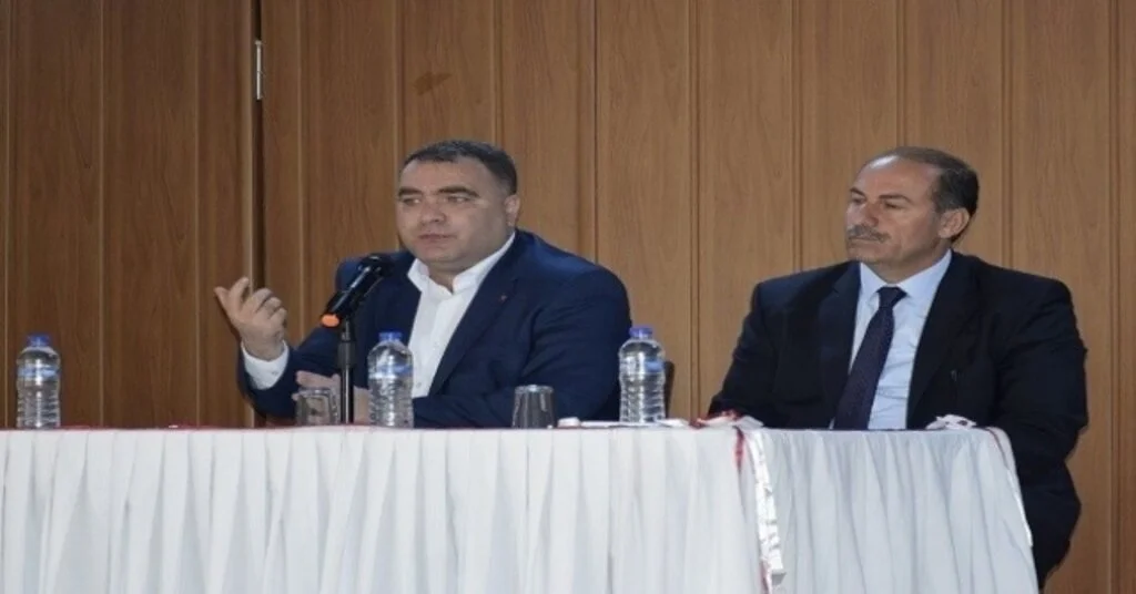 Paluda Meclis Üyeleri Ve Muhtarlarla Toplantı