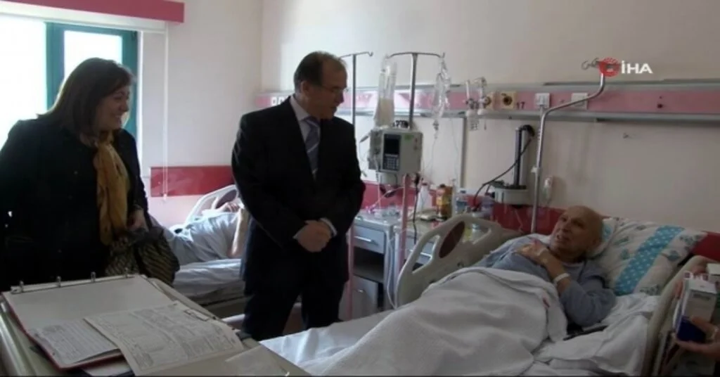 Prof. Dr. Mehmet Akif Özdemir: “Hayat Kalitemize Dikkat Edersek, Kanserlerin 3Te 1İ Oluşmayacak”