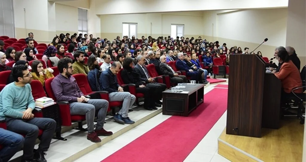 Prof.Dr. Çağlayan: Dünyada 7 devlet bir milletiz 