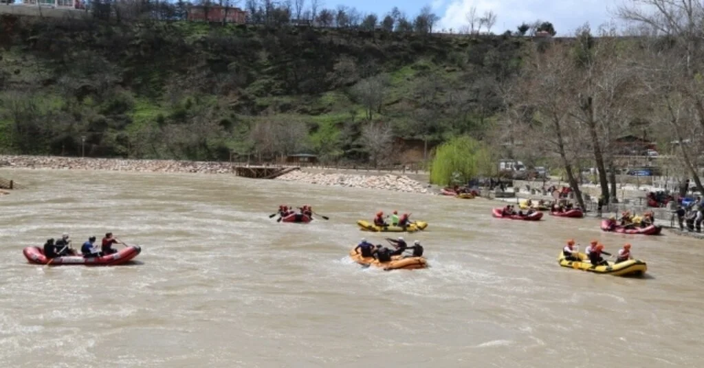 Raftingciler, Munzurda Milli Takım İçin Hazırlanıyor
