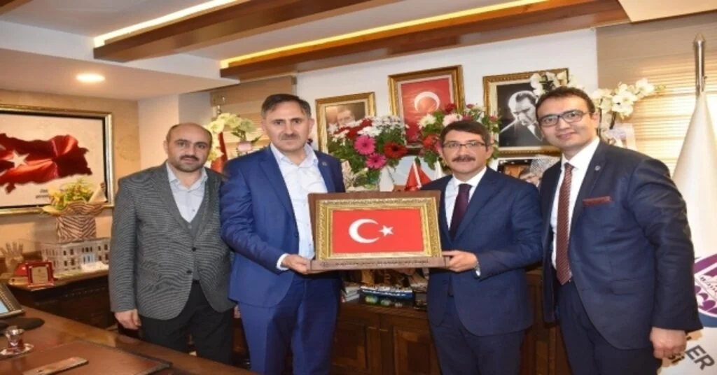 Sağlık Sen Genel Başkanı Durmuştan Başkan Çelike Ziyaret