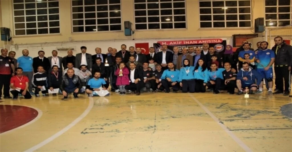 Şair Mehmet Akif İnanın Anısına Düzenlenen Turnuva Sona Erdi