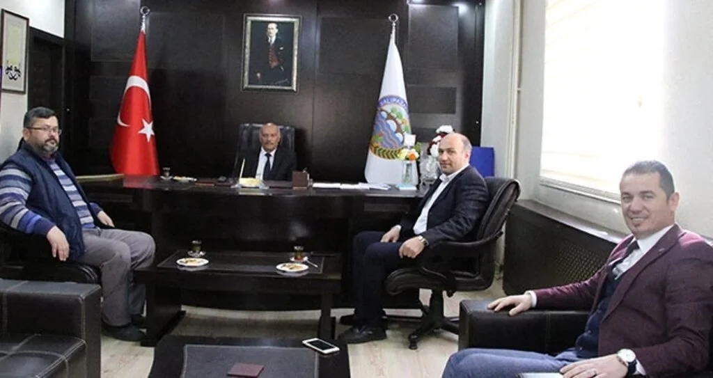 Salıpazarı'nda Başkan Vekili MHP'den