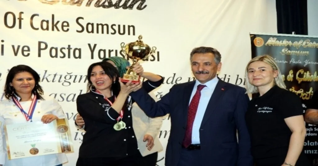 Sanat Eseri Pastalar Ödüllendirildi