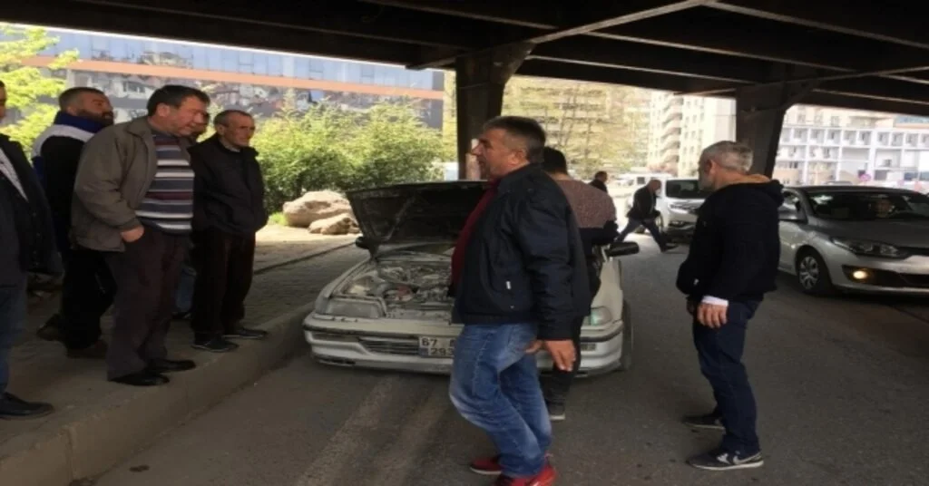 Seyir Halindeki Otomobilde Yangın Çıktı