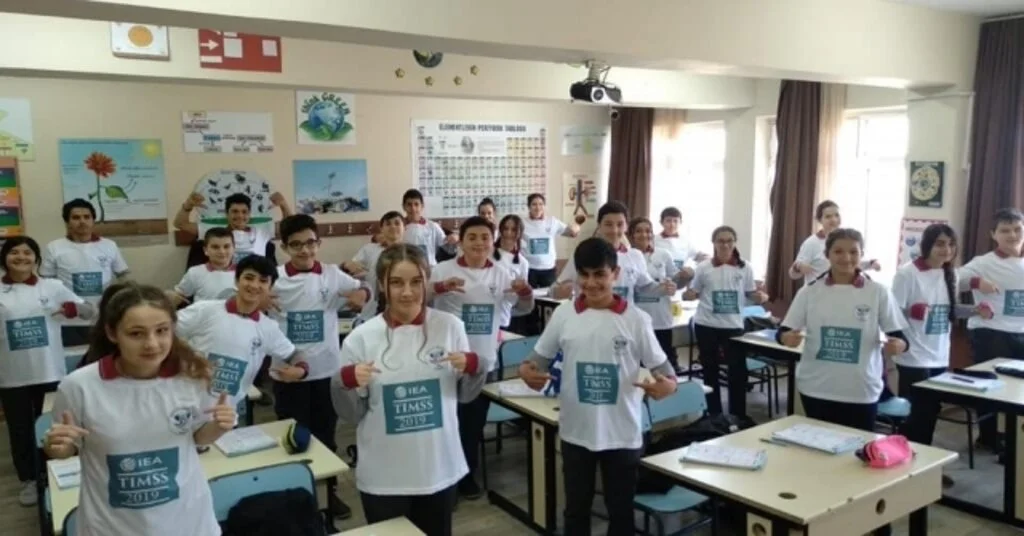 Soğucak Ortaokulunda Uluslararası Eğitim Başarıları Değerlendirildi