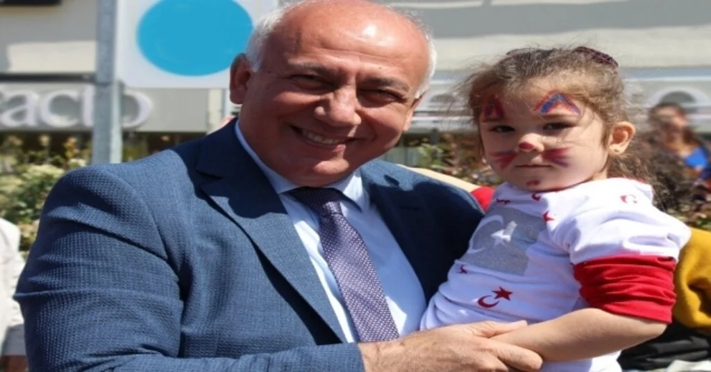 Söke Belediye Başkanı Levent Tuncelden 23 Nisan Mesajı