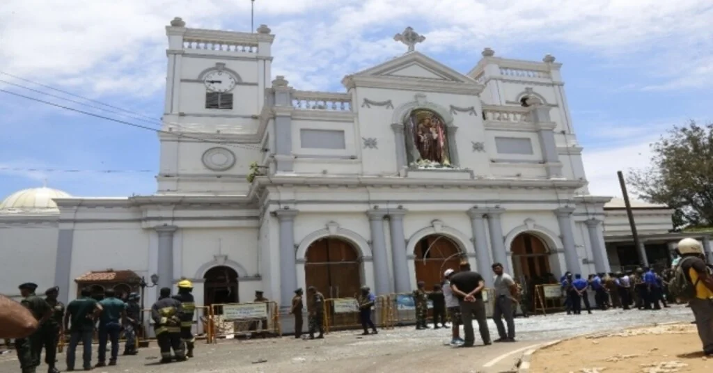 Sri Lankada Kilise Ve Otellere Eş Zamanlı Patlamalar: 138 Ölü, 400 Yaralı