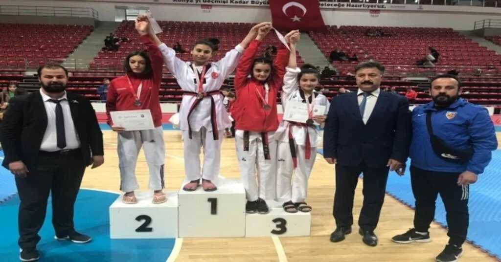 Taekwondo Yıldızlar Türkiye Birinciliği Müsabakalarına Kayserili Sporcular Damga Vurdu