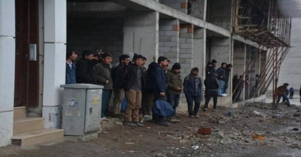 Tatvandaki Kadınlardan Mültecilere Yardım Eli