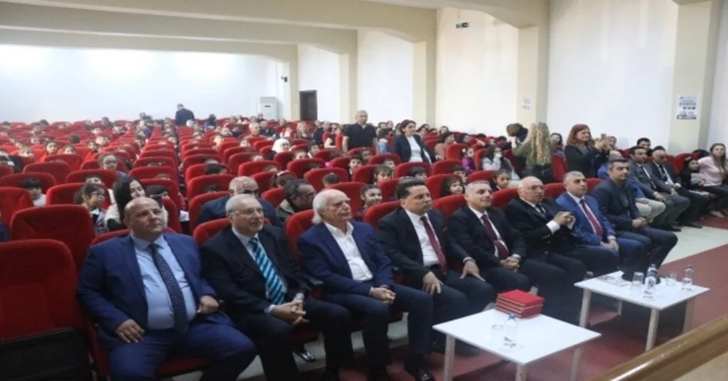 Toros Üniversitesinde Küçük Yazarlar İle Büyük Yazarlar Buluştu