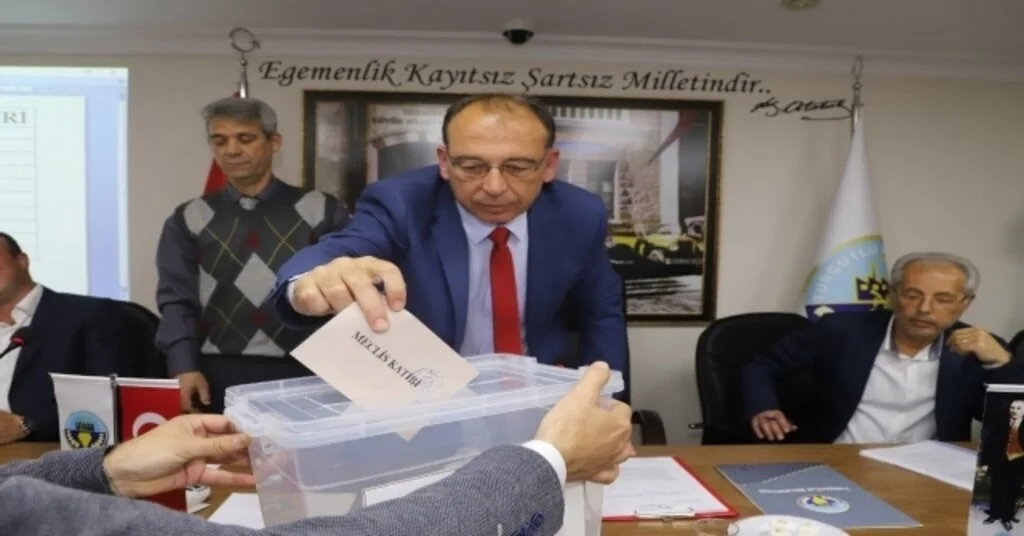 Turgutlunun Yeni Dönem İlk Meclisi Toplandı