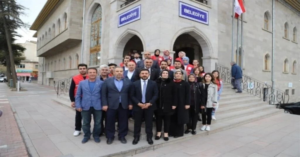 Türk Kızılayı Nevşehir Şube Yöneticileri, Başkan Arıyı Ziyaret Etti