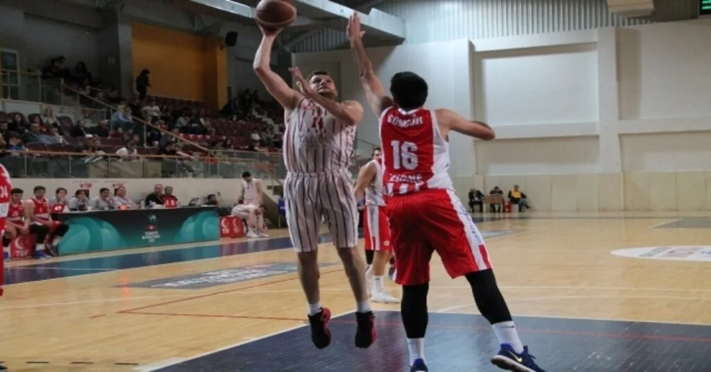 Türkiye Basketbol Ligi: Semt77 Yalova Belediyespor: 115 - Edirnespor: 96