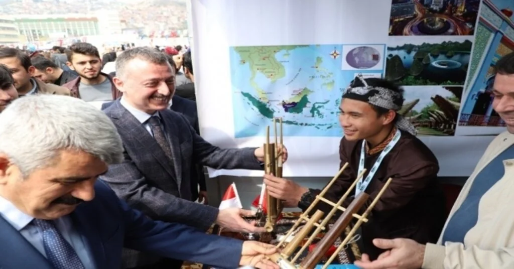 Türkiyenin Kültür Elçileri Kocaelide Buluştu