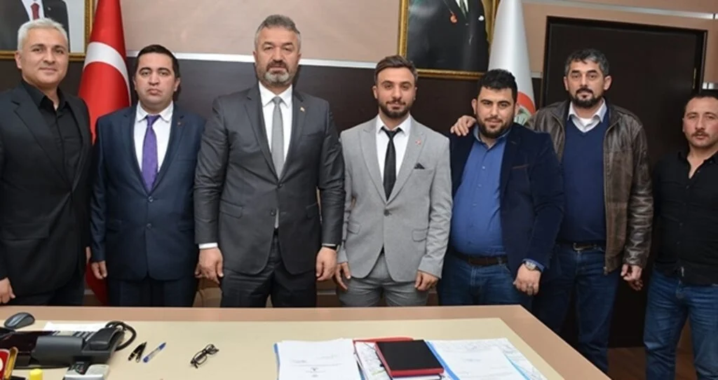 Ülkü Ocaklarından 19 Mayıs Belediye Başkanı  Osman Topaloğlu’na Ziyaret