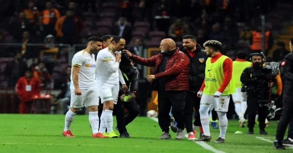 Umut Bulut Sezonu Kapattı