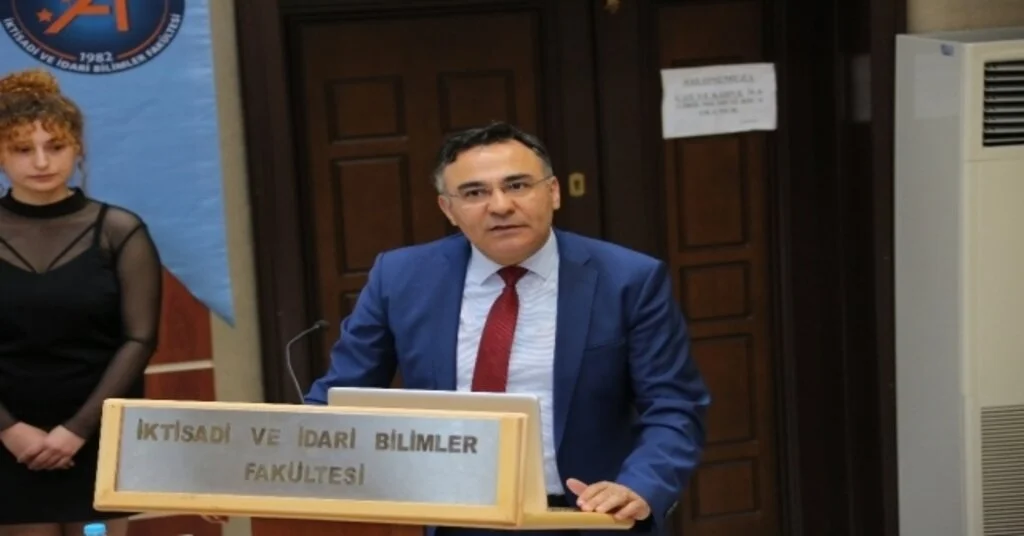 Üniversitede Kriz Ülkelerinde Güvenlik Politikaları Konferansı Düzenlendi