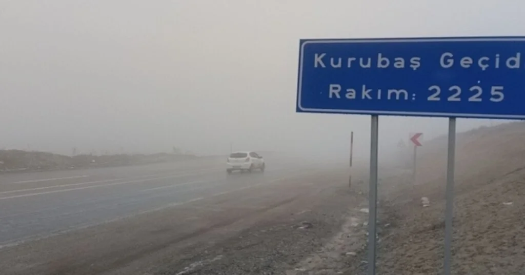 Van Sis Trafiği Etkiledi