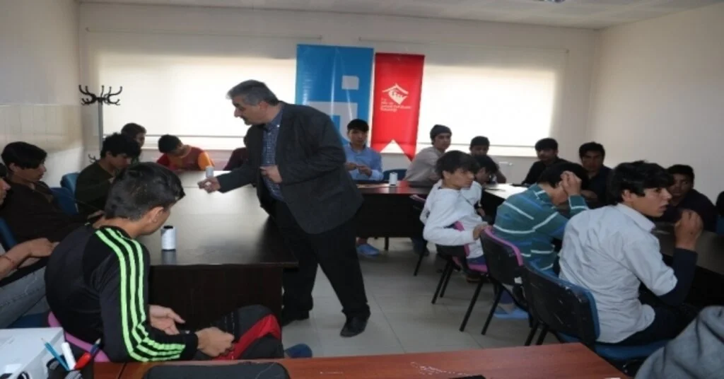 Yabancı Uyruklu Refakatsiz Çocuk Statüsündekilere Meslek Edindirme Kursu