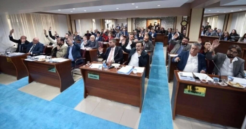 Yunusemrede Yeni Meclis İlk Toplantısını Yaptı