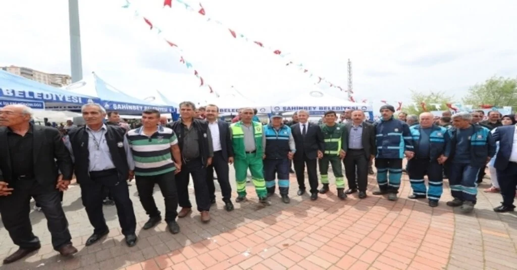 1 Mayısta İşçilerin Kebap Keyfi