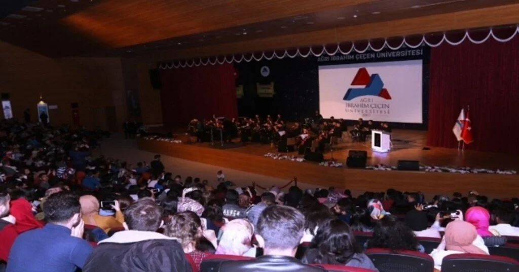 Ağrıda Kemal Sunalın 75. Doğum Günü Anısına Konser