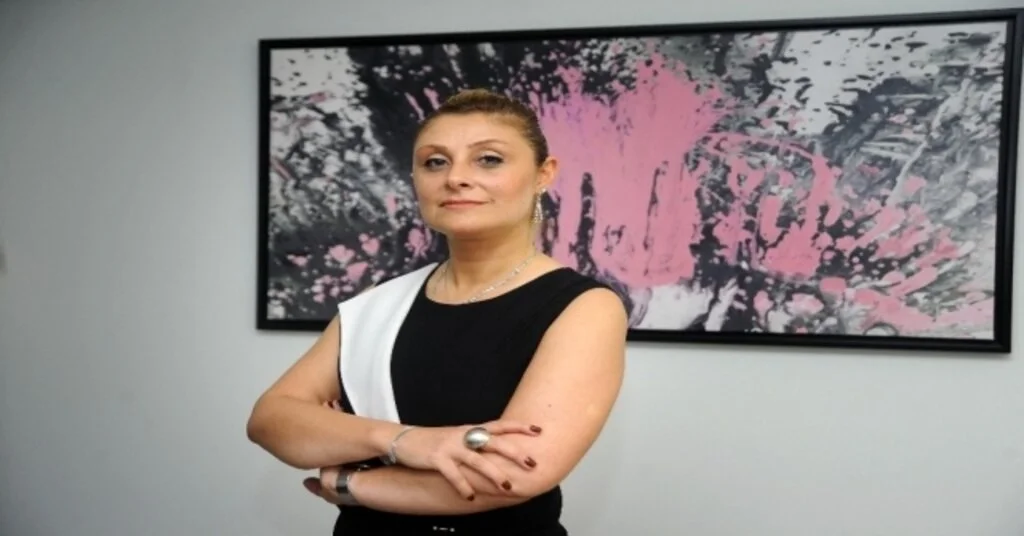 Ailelerin, Sosyal Medyada Çocuklarıyla İlgili Paylaşımlarında Özenli Olması Gerekiyor