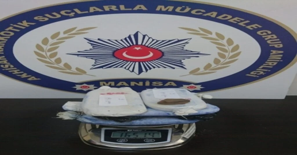 Akhisarda Uyuşturucu Operasyonu