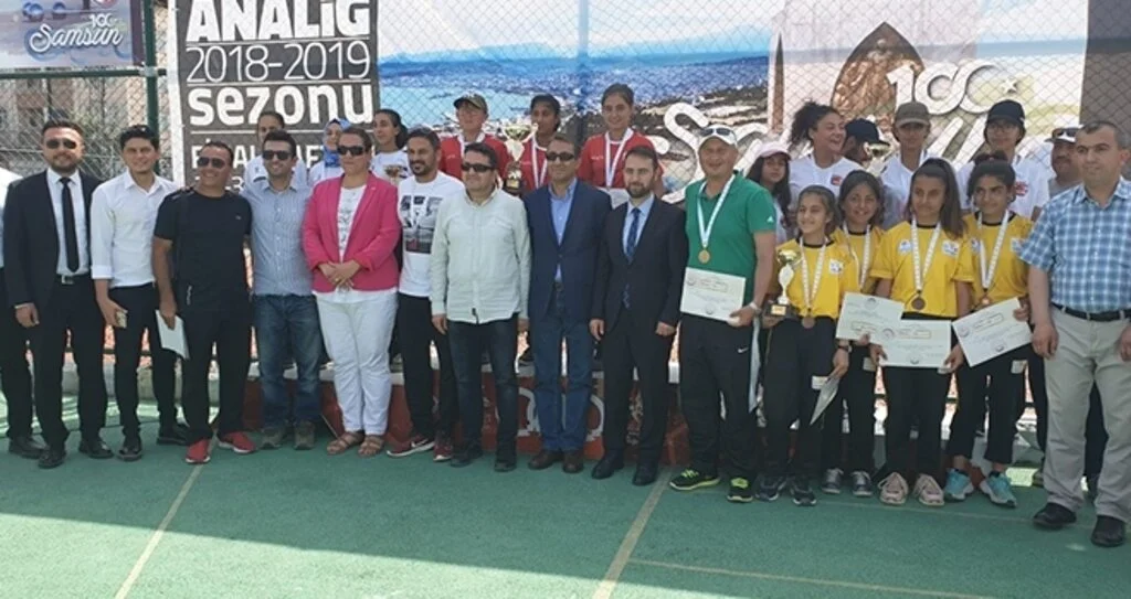 Alaçam'ın Kızları Türkiye Şampiyonu