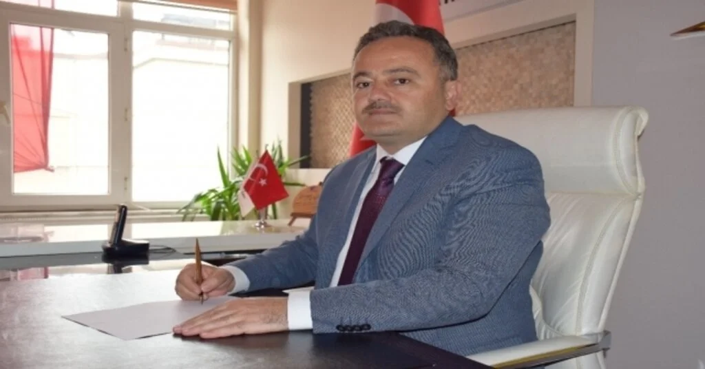 Altınöz: “Burhanettin Uysal Başarılı  Rektörlük Dönemi Geçirmiştir”
