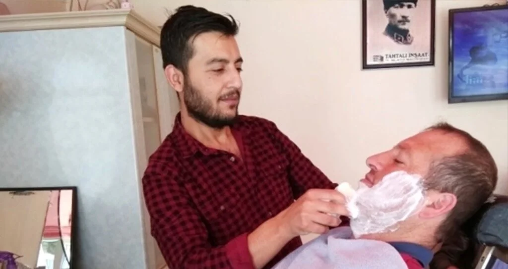 Bafra'da berberler 'Pazar' günü açık