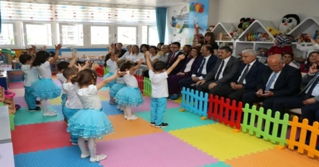 Bartının İlk Oyuncak Kütüphanesi Törenle Açıldı