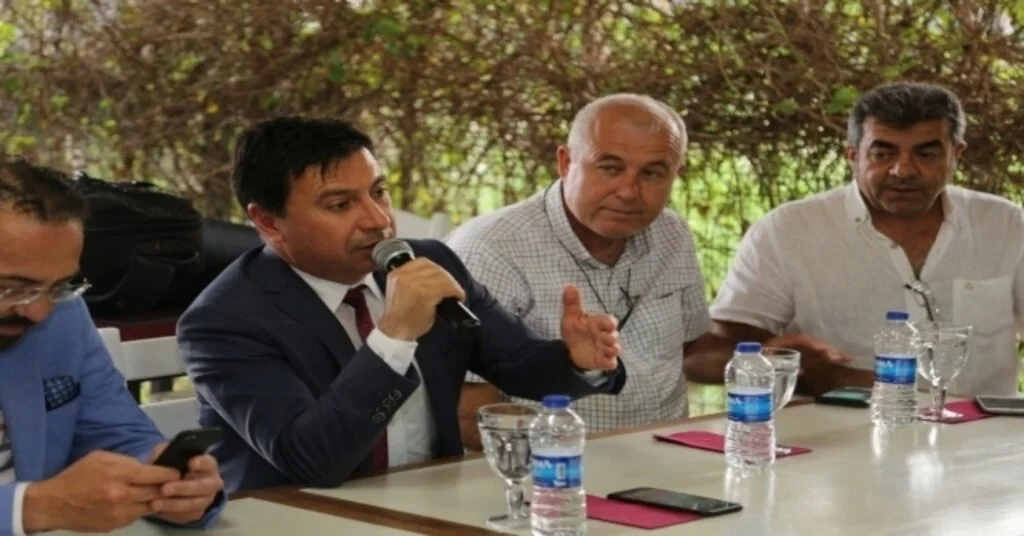 Başkan Arasdan Esnafa Mobil Ruhsat Aracı Müjdesi