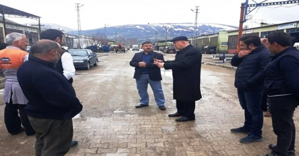 Başkan Pekmezci, 21 Şubat Sanayi Sitesinde İncelemelerde Bulundu