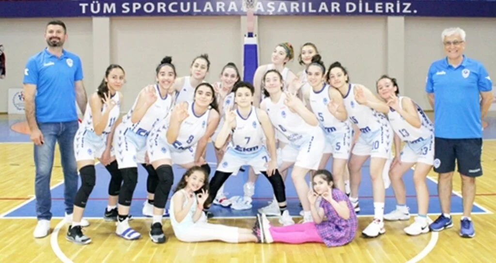 Canik Belediyespor Çeyrek Finalde