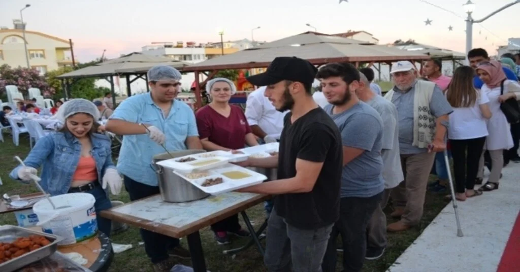Didim Ak Parti Teşkilatı İftarda Buluştu