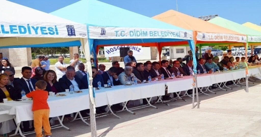 Didimde Okullar Eserlerini Sergiledi