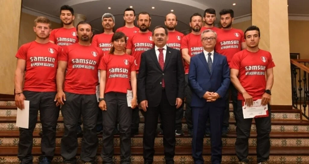 Dragon Botçulara Övgü