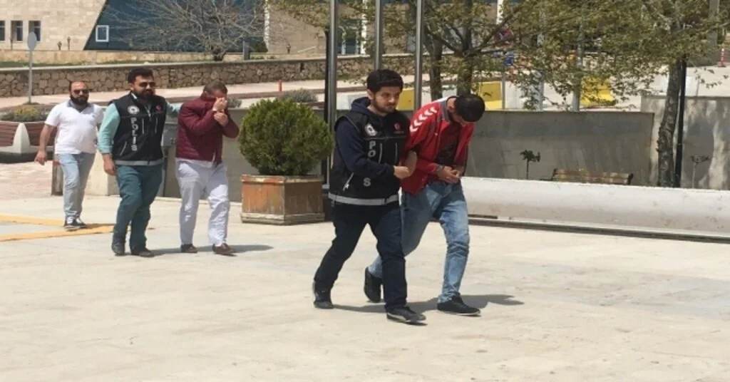 Elazığda Uyuşturucu Operasyonu:2 Gözaltı