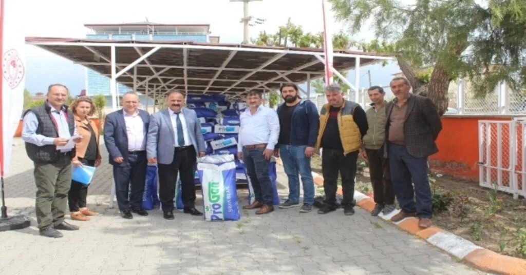 Iğdırda Soya Tohumu Dağıtıldı