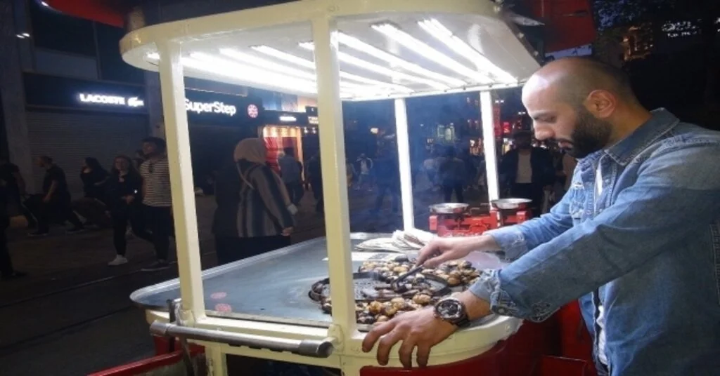 İstiklal Caddesindeki Esnaf Siftah Yaptı