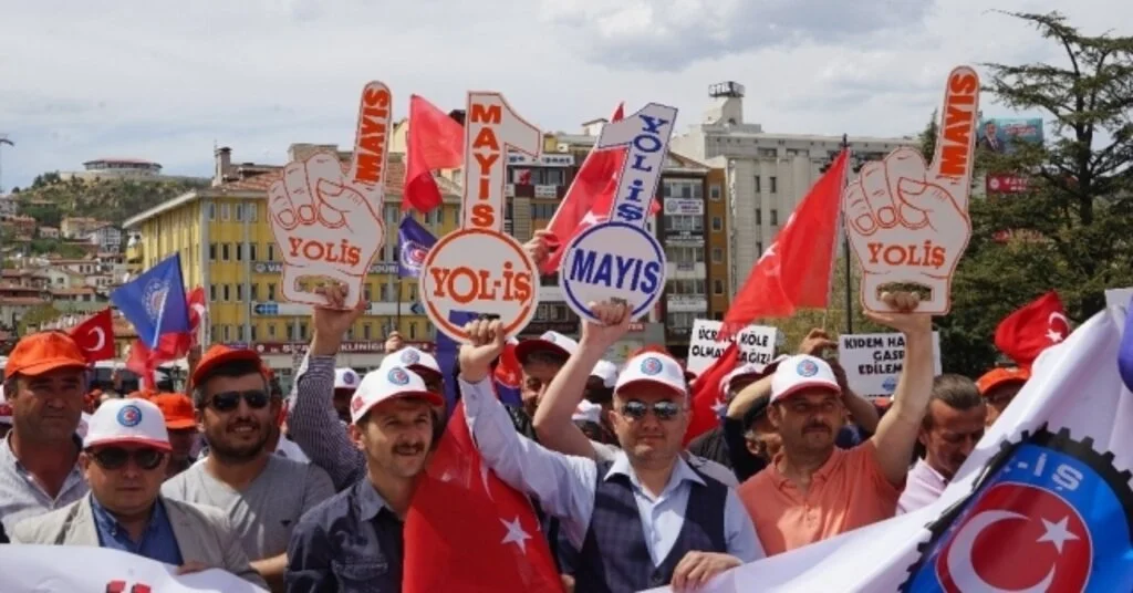 Kastamonuda 1 Mayıs İşçi Bayramı Törenle Kutlandı