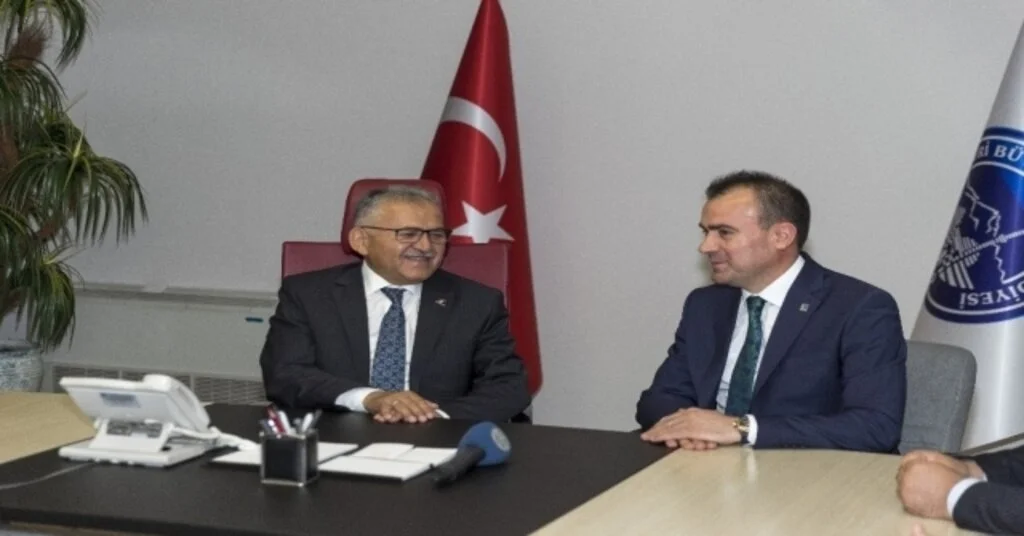 Kayseri Serbest Muhasebeci Mali Müşavirler Odası Yönetimi Başkan Büyükkılıçı Ziyaret Etti