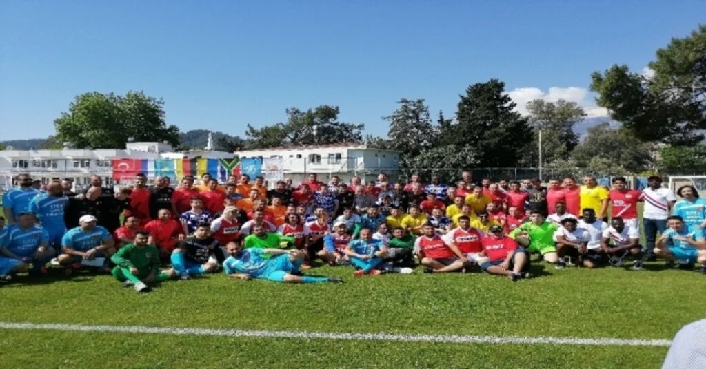 Kemerde  Dostluk Ve Kardeşlik Futbol Turnuvası